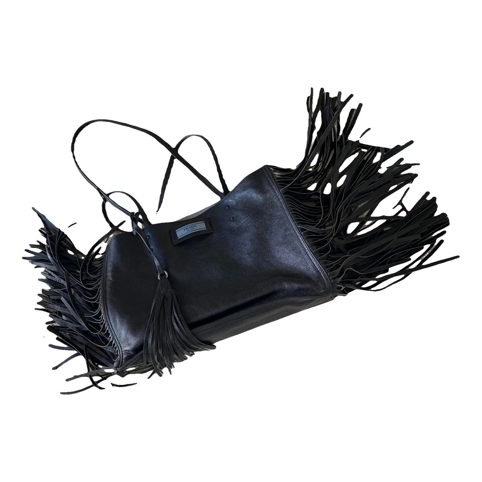 Etiquette leather tote
