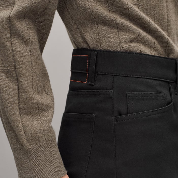 Noir Straight Cut Jeans