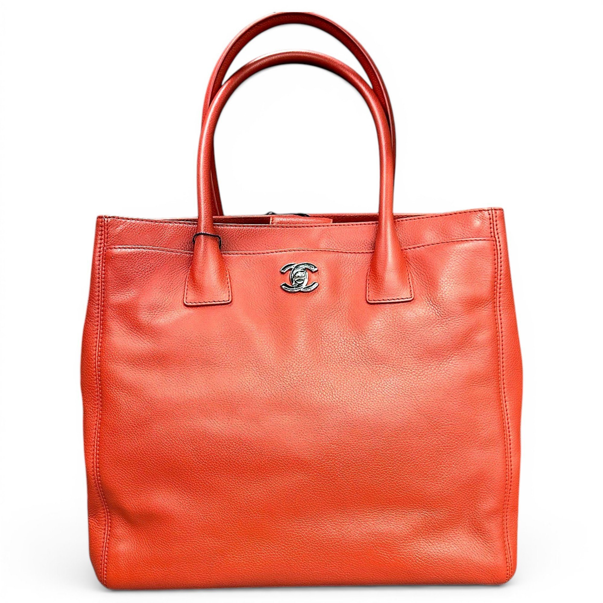 Leather tote