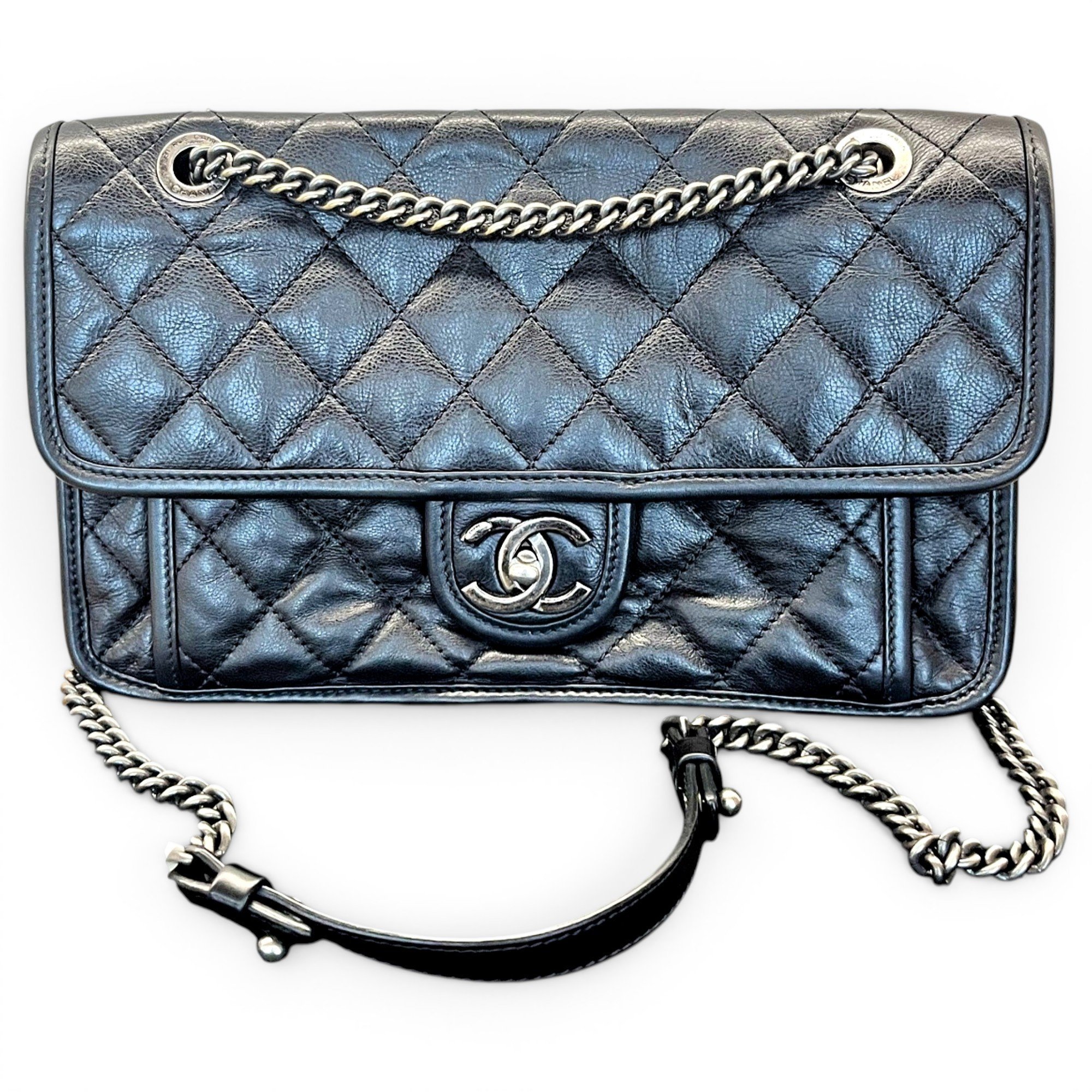 Timeless/Classique leather crossbody bag