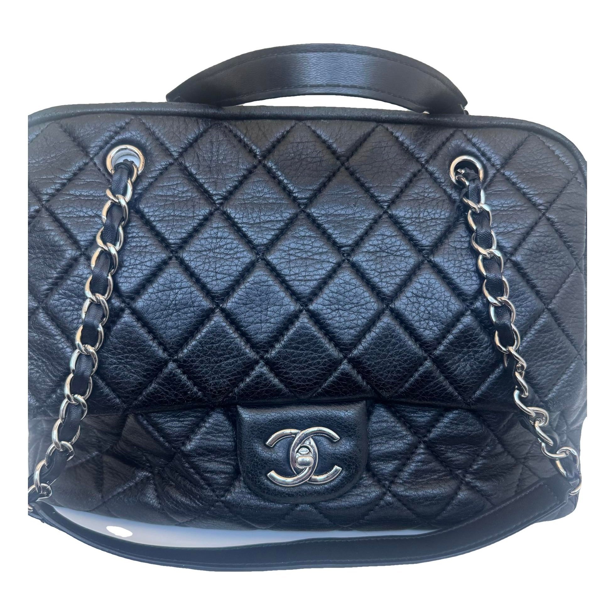 Timeless/Classique leather handbag