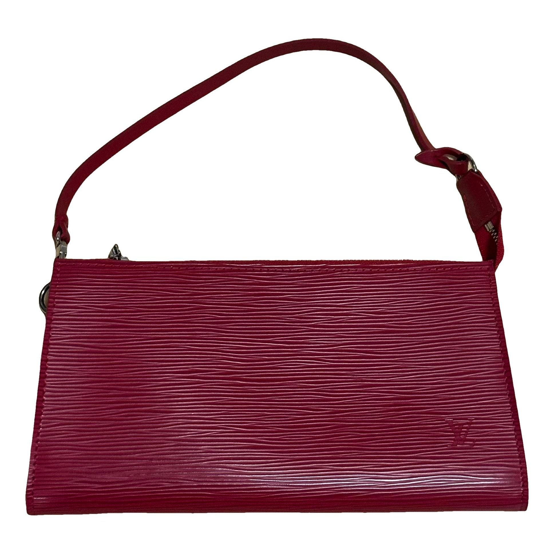 Pochette Accessoire leather handbag