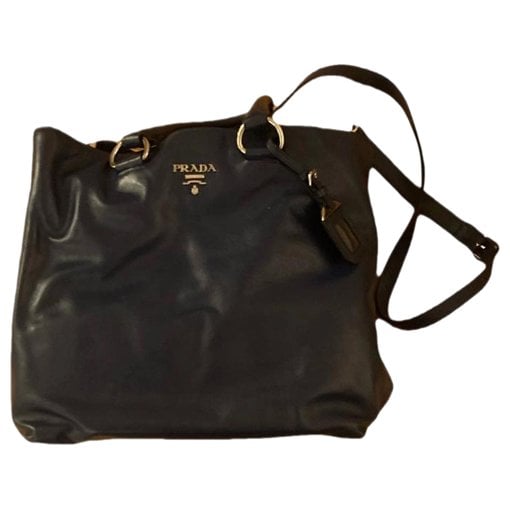 Buckle leather handbag