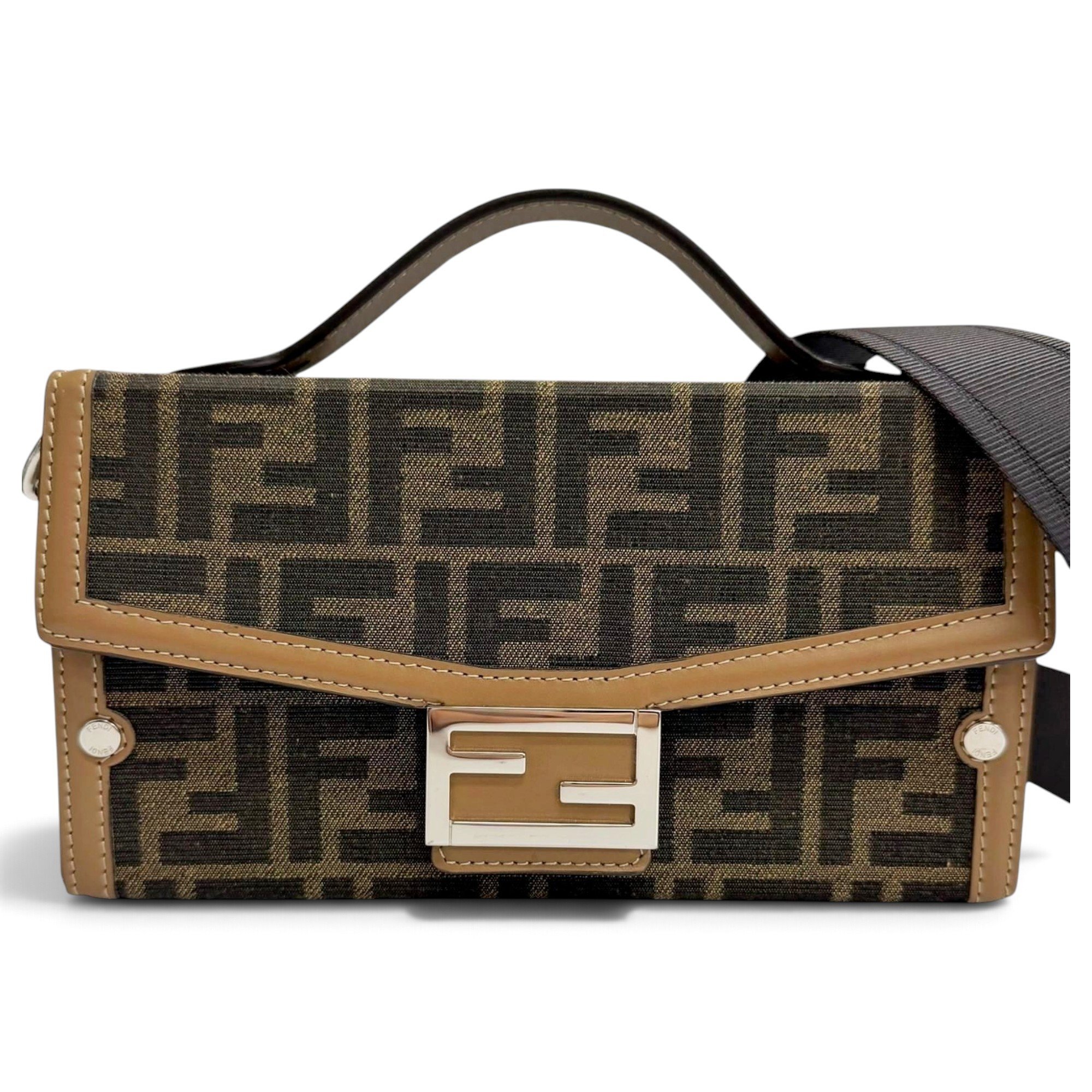 Baguette leather handbag