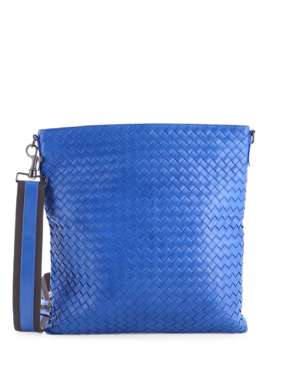 Bottega Veneta Flat Messenger Bag Intrecciato Nappa Medium crossbody bag