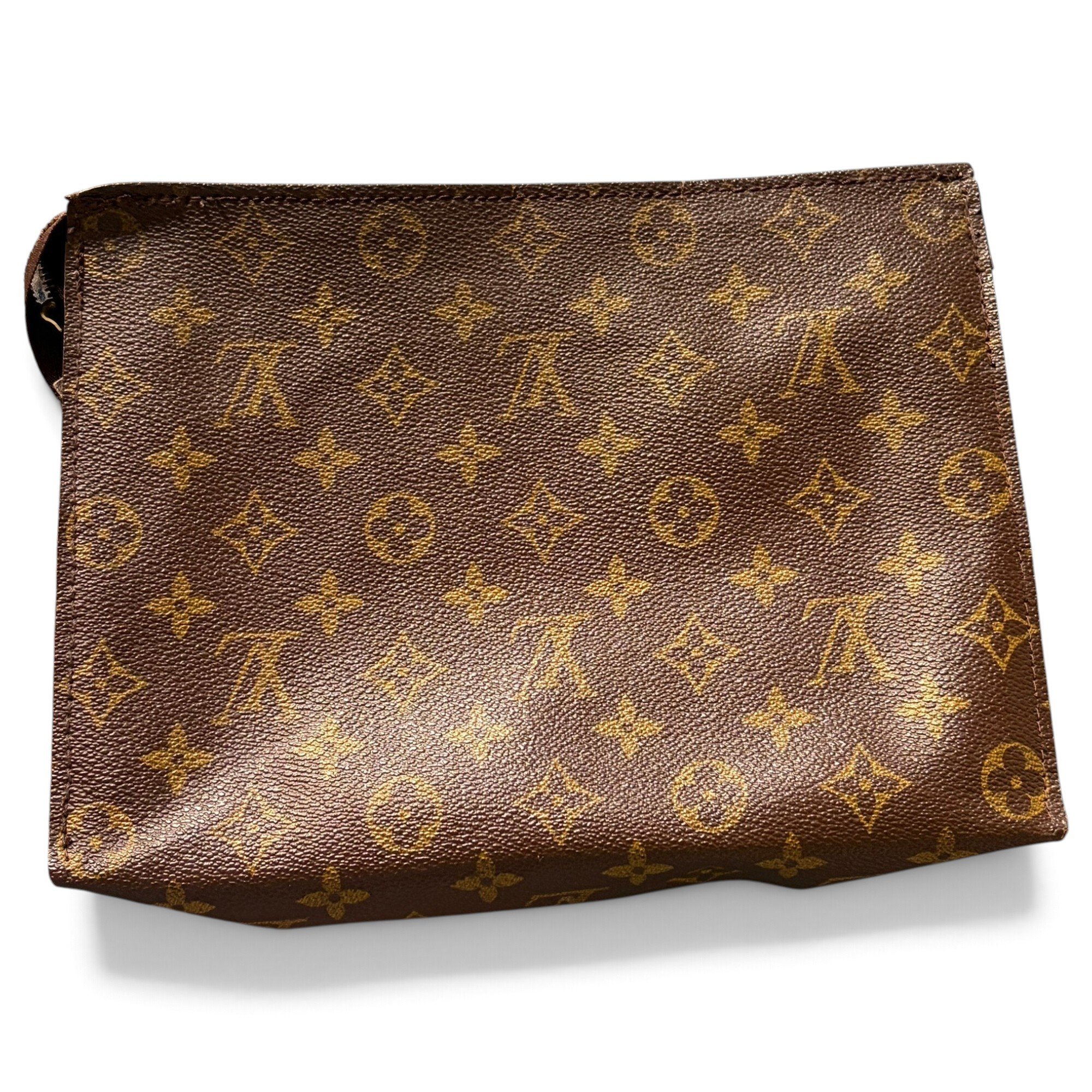 Leather clutch bag