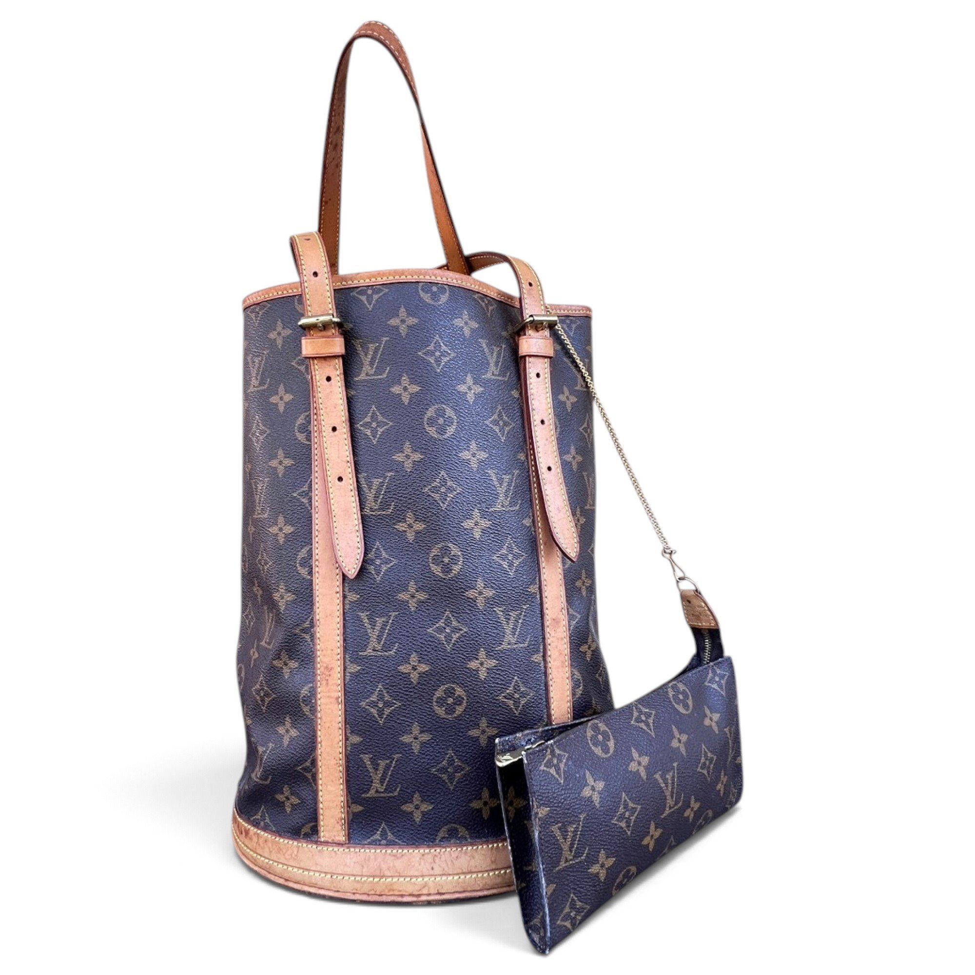 Bucket leather handbag