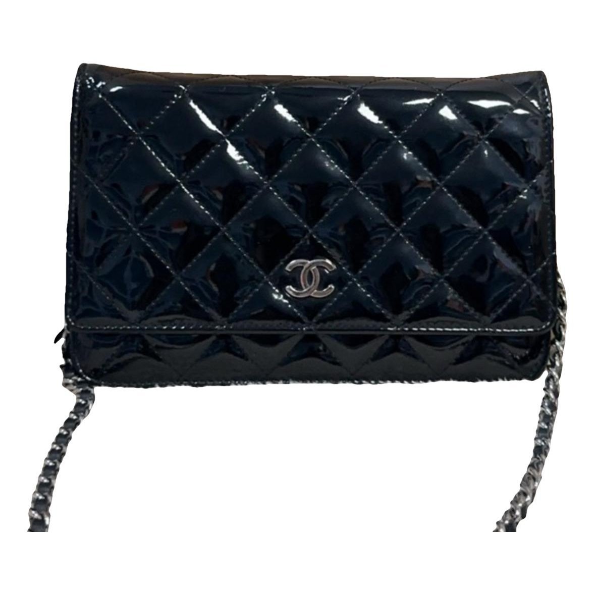 Wallet On Chain Timeless/Classique patent leather crossbody bag