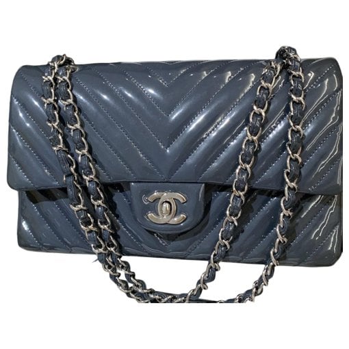 Timeless/Classique patent leather crossbody bag