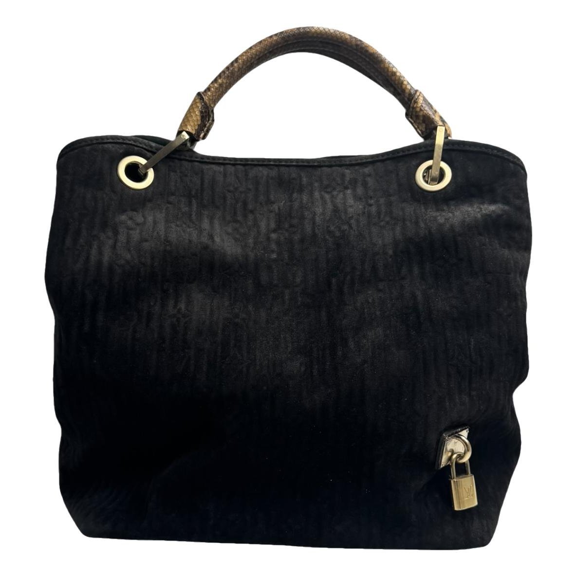 Whisper handbag
