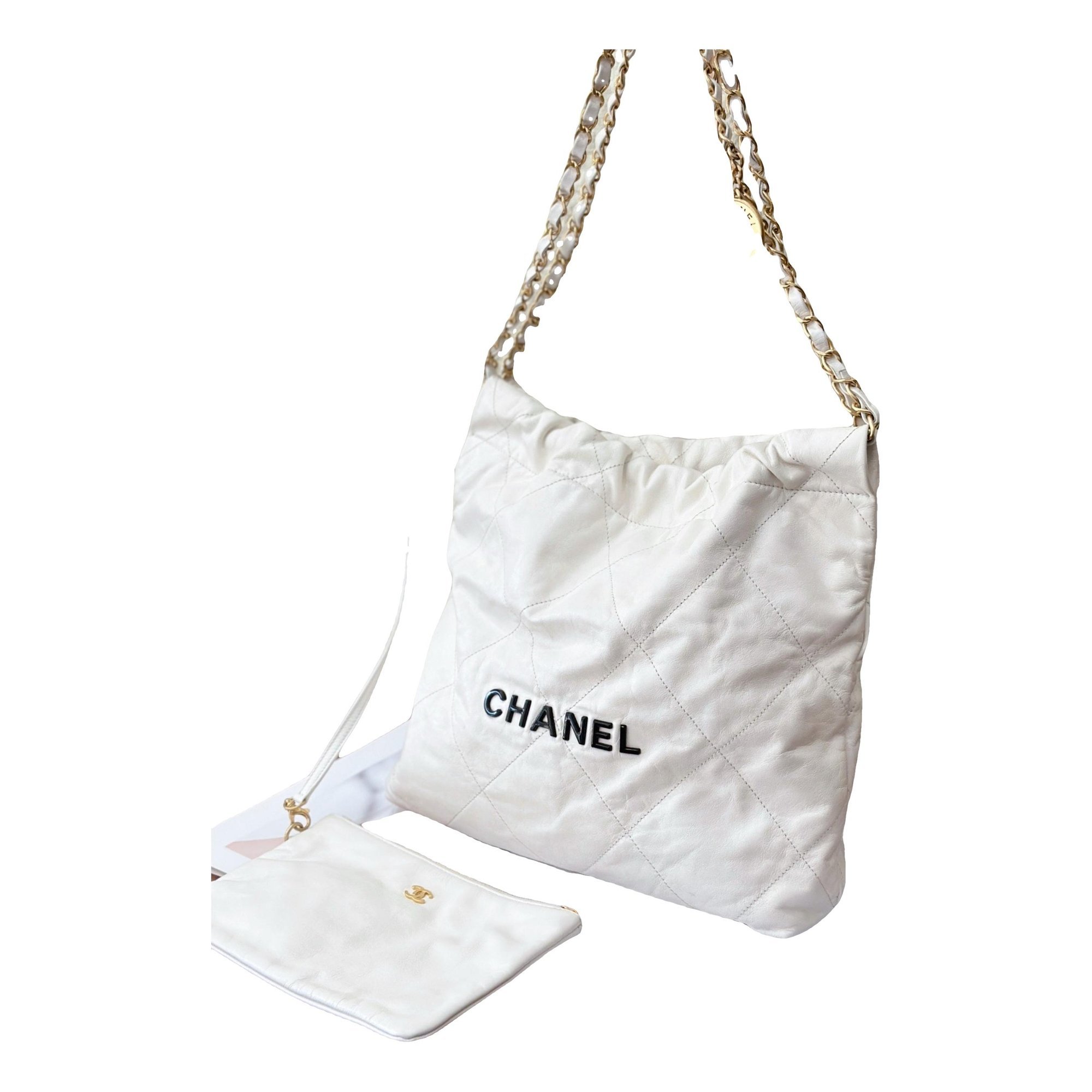 Chanel 22 leather handbag
