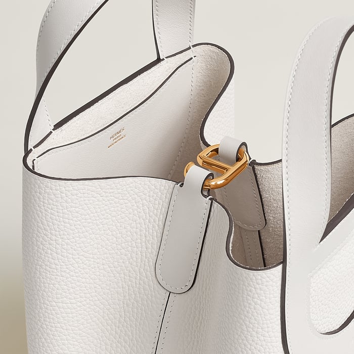 New White Hermès In-the-loop 23 Bag
