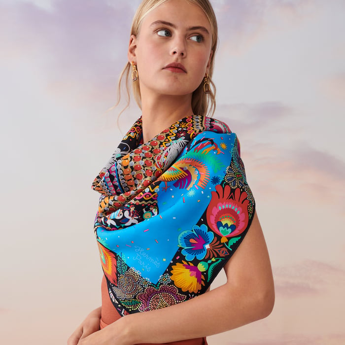 Costume de Fete scarf 90