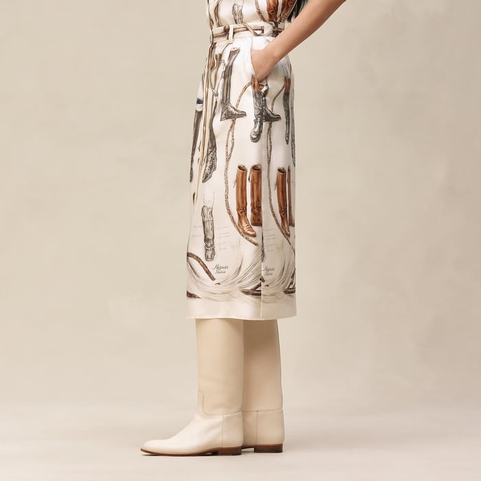 Beige Parchemin "A Propos De Bottes" Buttoned Skirt
