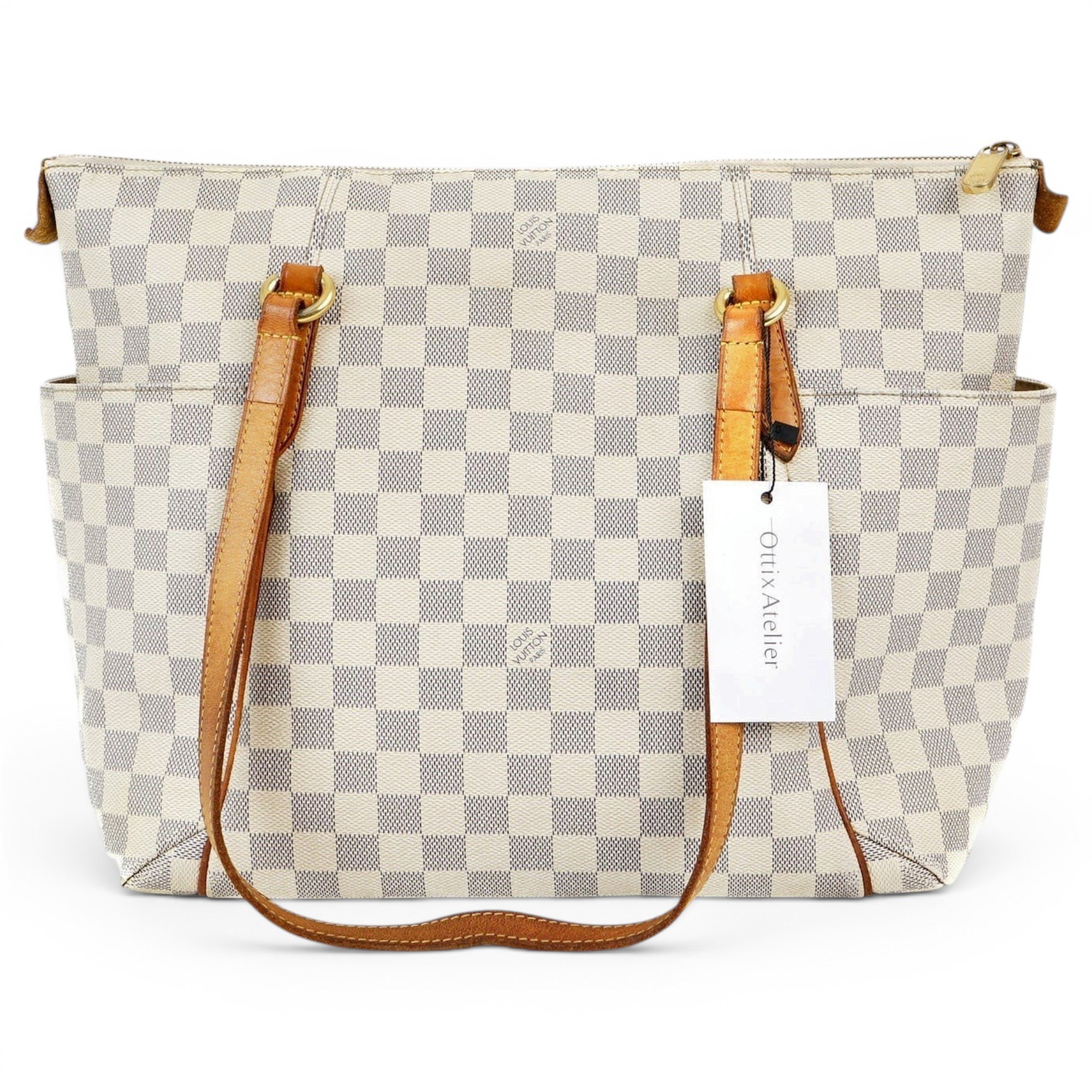 Totally leather handbag