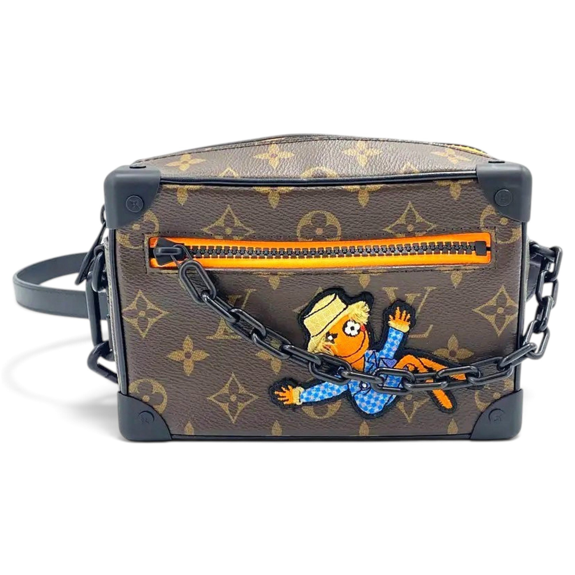 Pochette Trunk vinyl crossbody bag