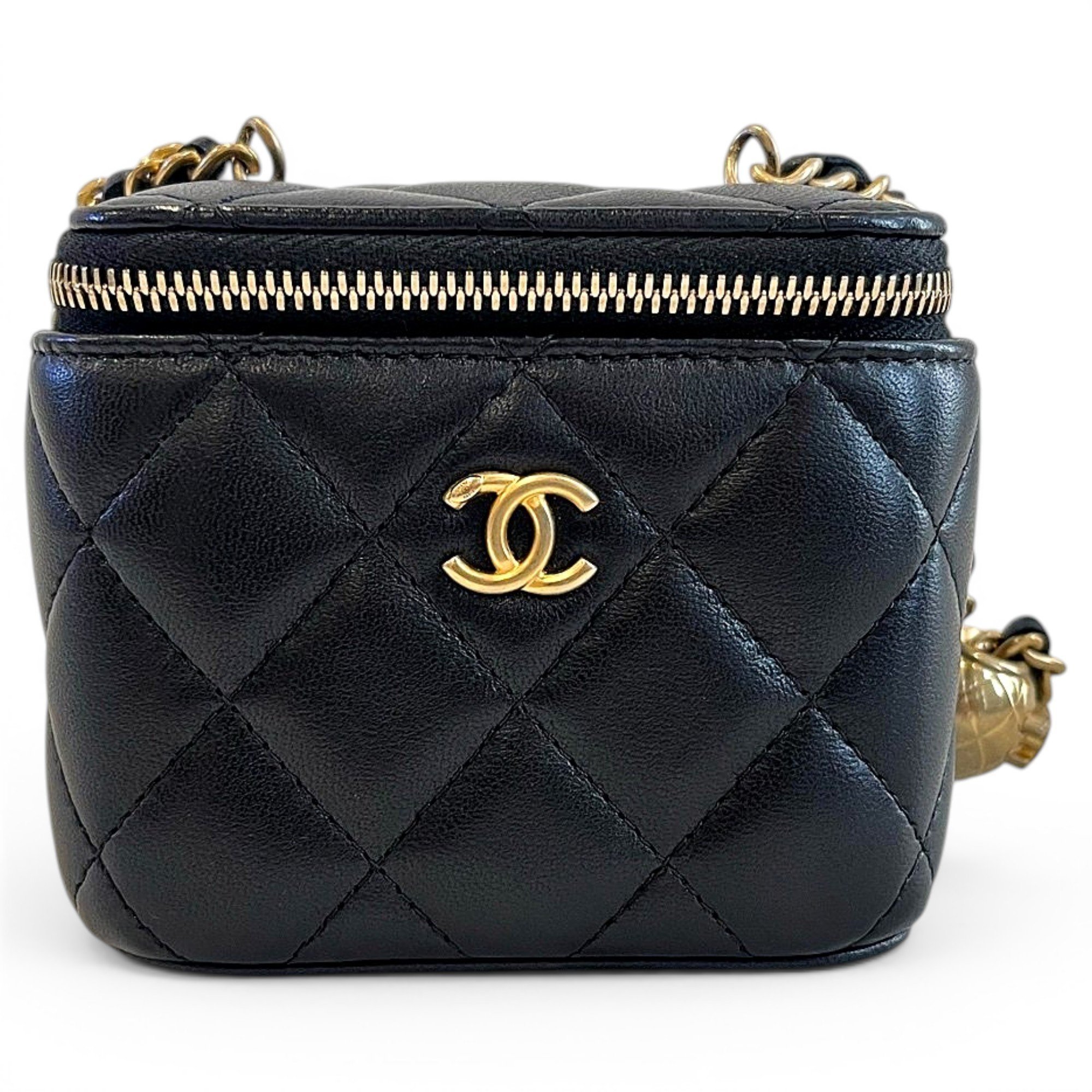 Trendy CC Vanity leather handbag