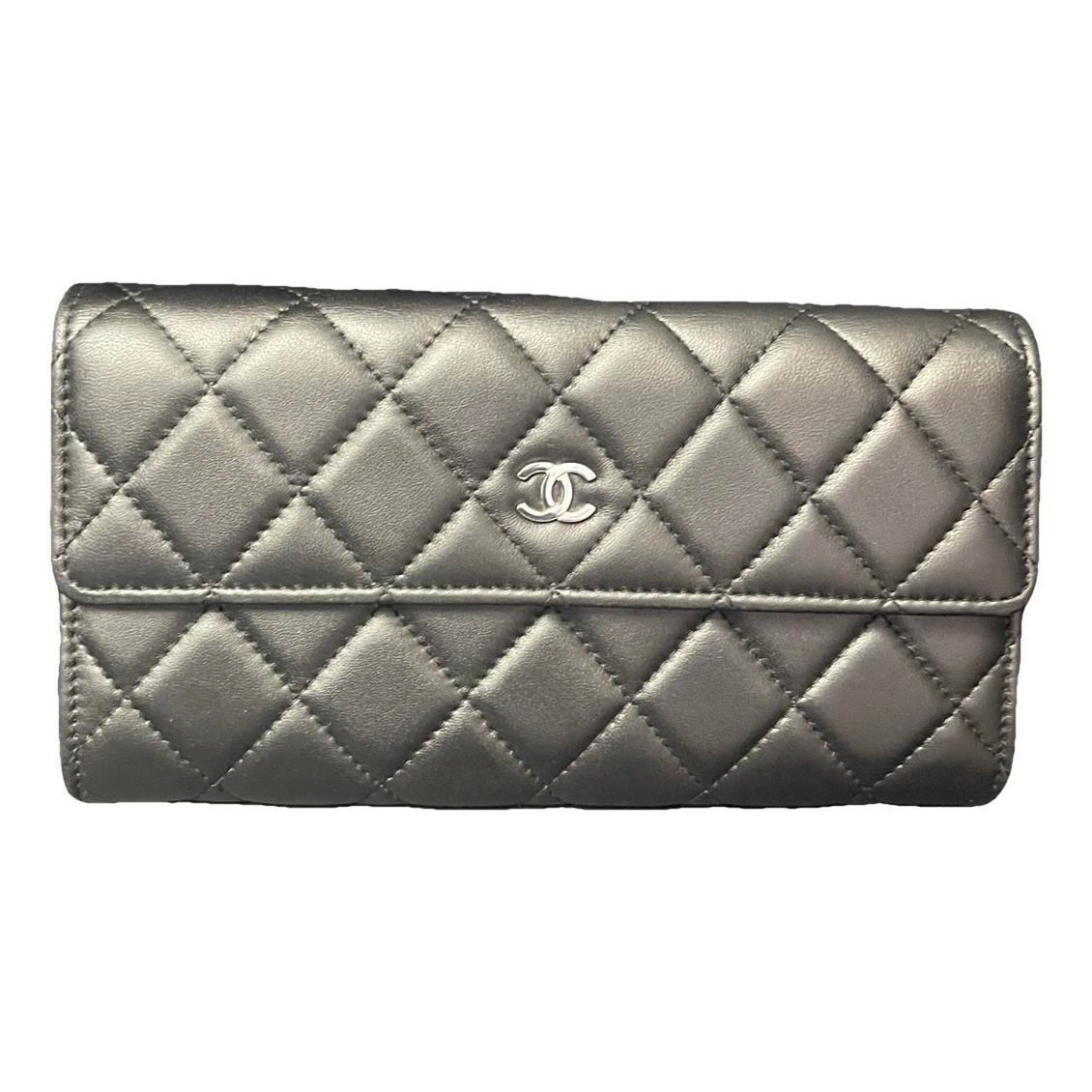 Wallet On Chain Timeless/Classique leather crossbody bag