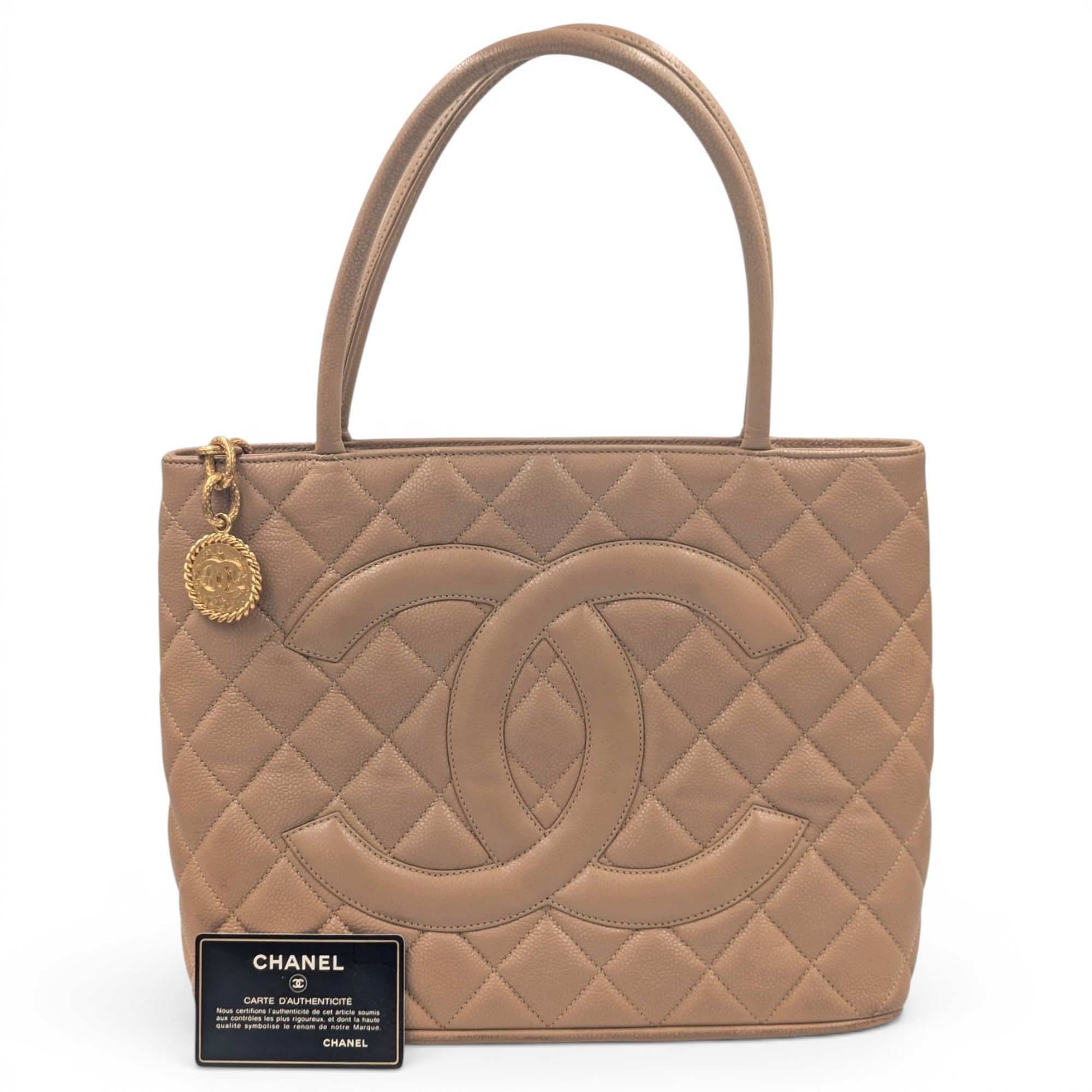 Médaillon leather tote