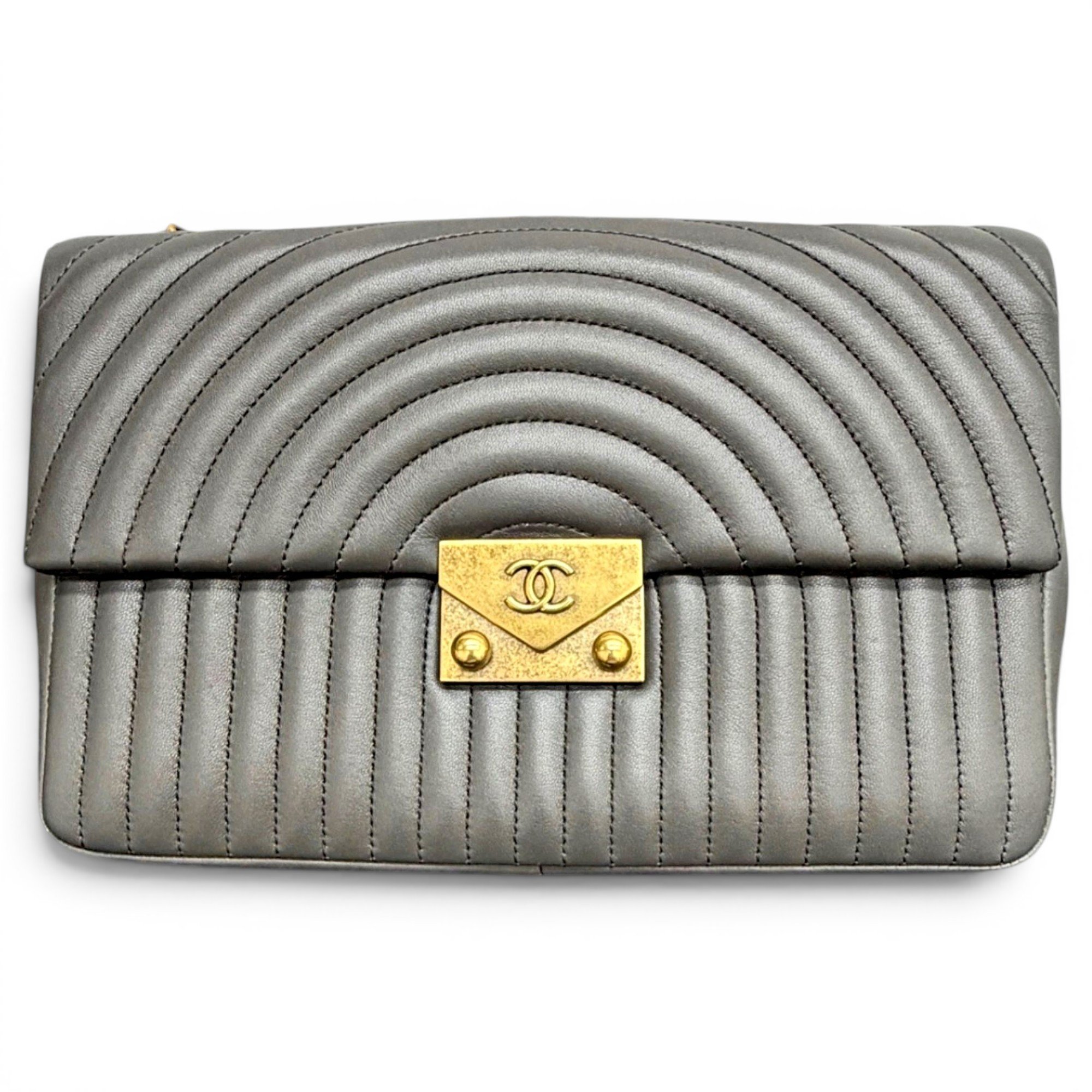 Timeless/Classique leather crossbody bag