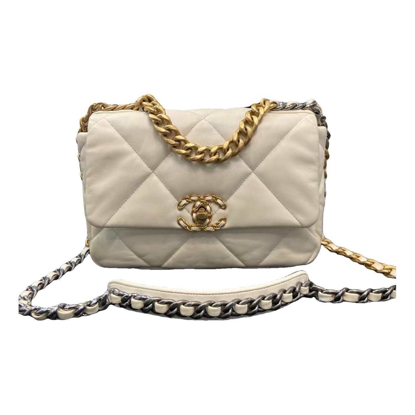 Chanel 19 leather handbag