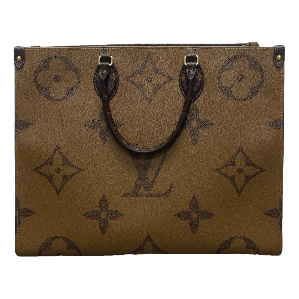 Onthego leather handbag