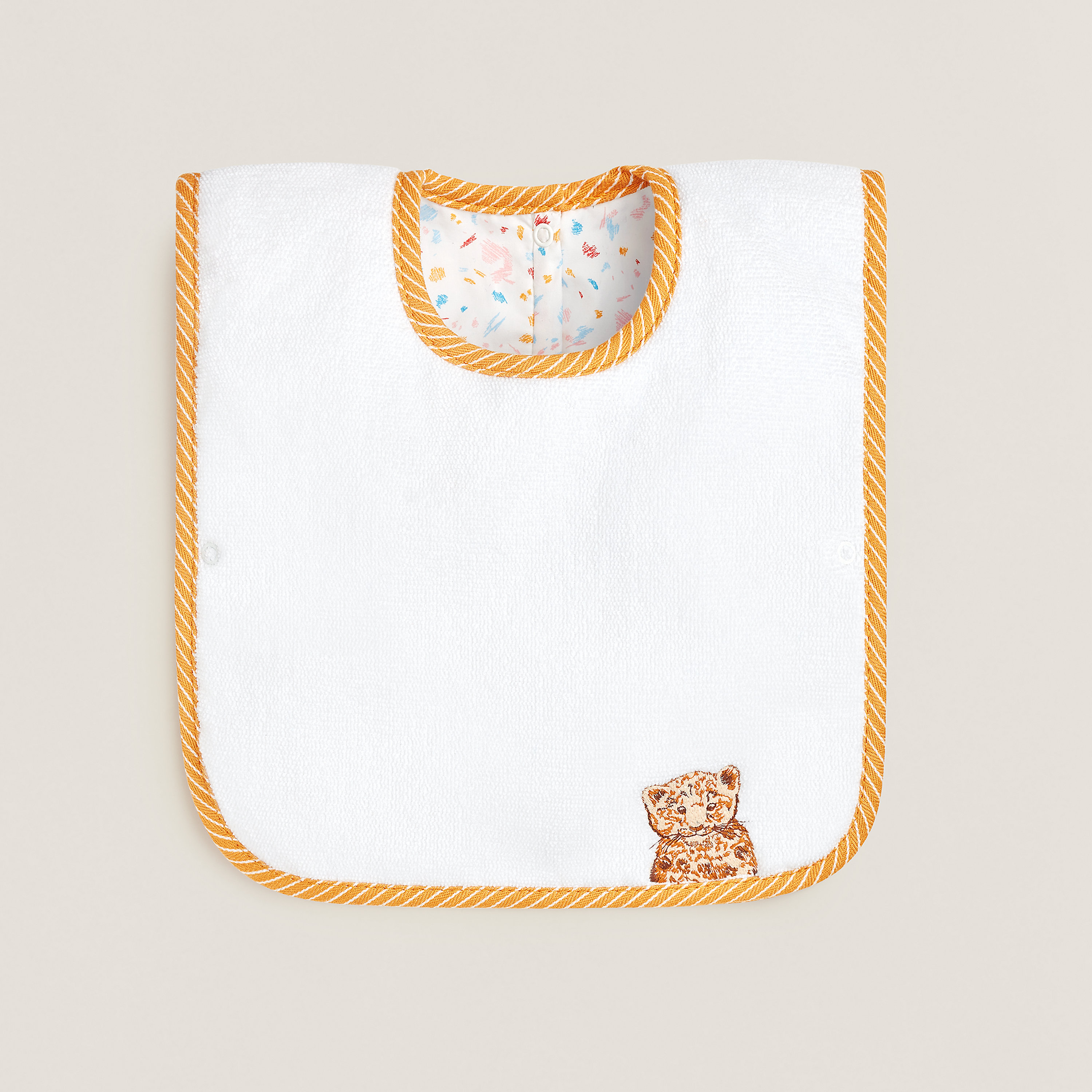 Passe-passe bib