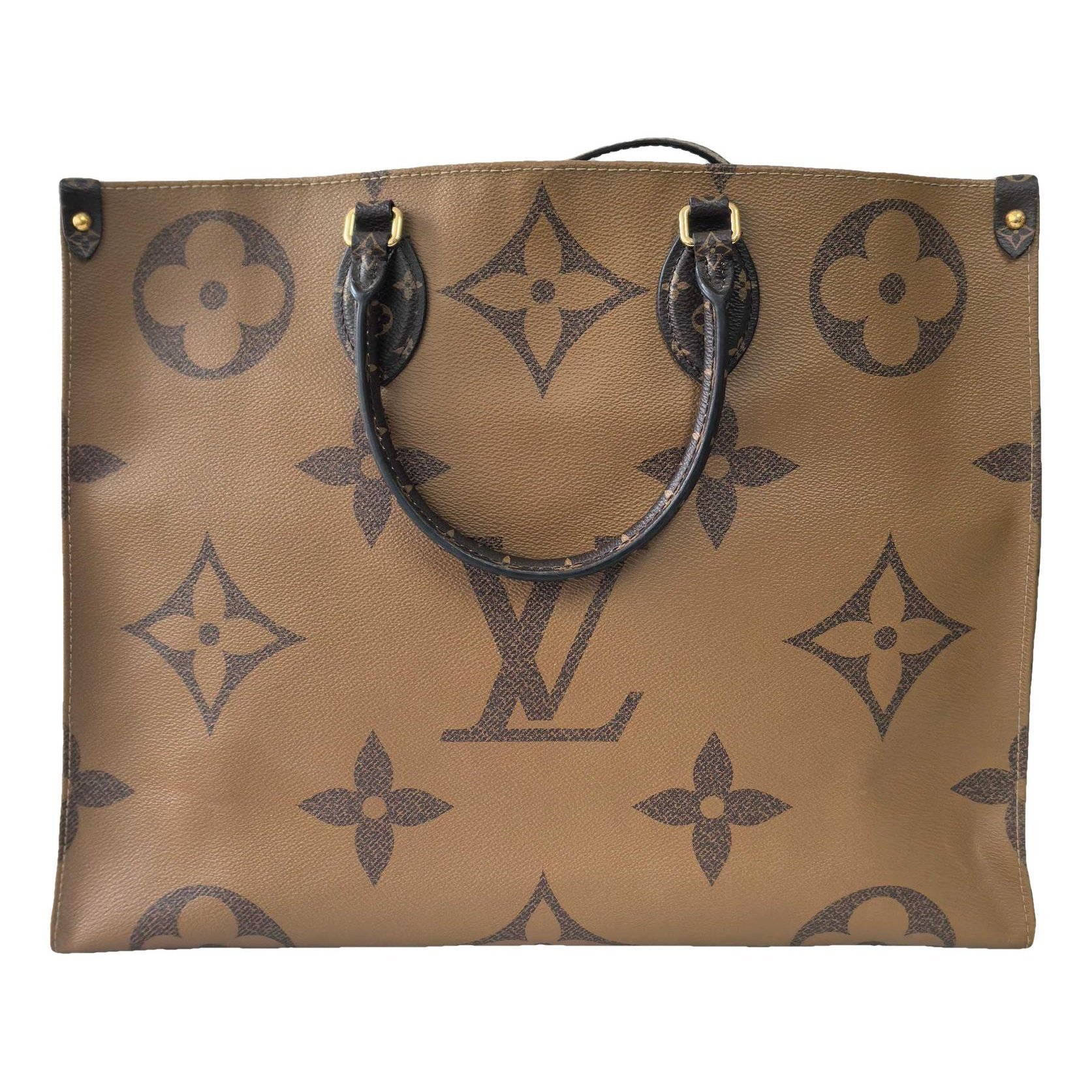 Onthego leather handbag