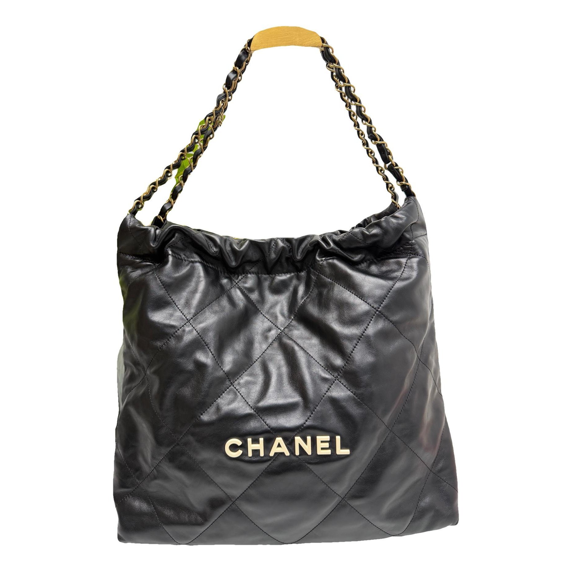 Chanel 22 leather handbag
