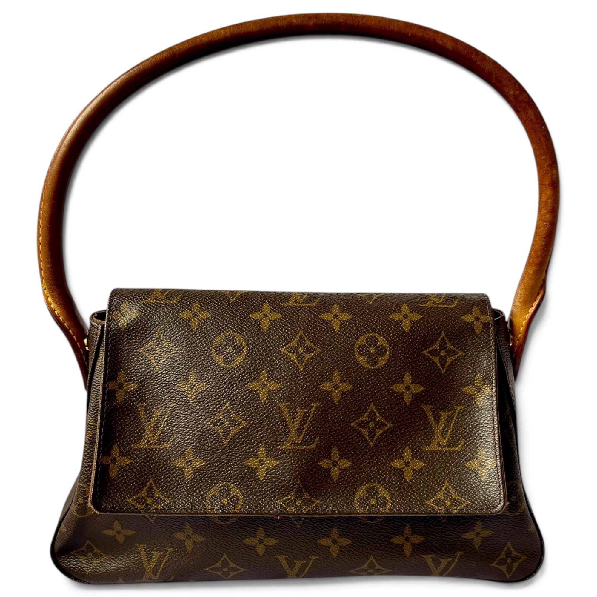 Looping leather handbag