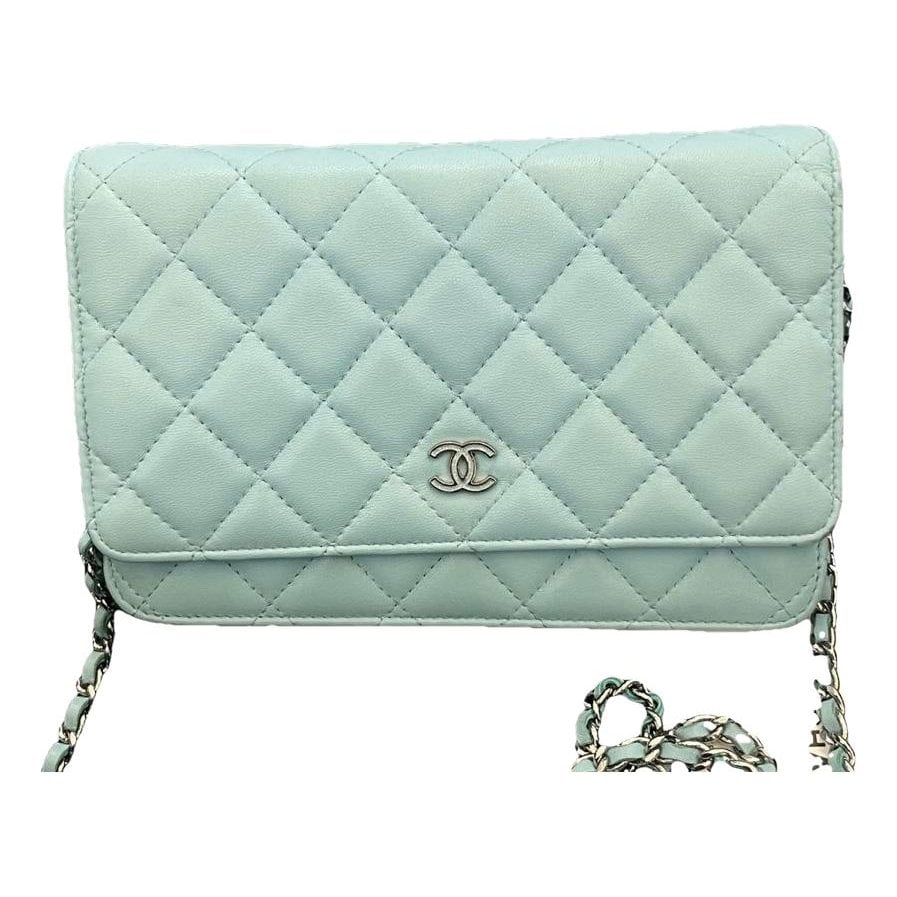 Wallet On Chain Timeless/Classique leather crossbody bag