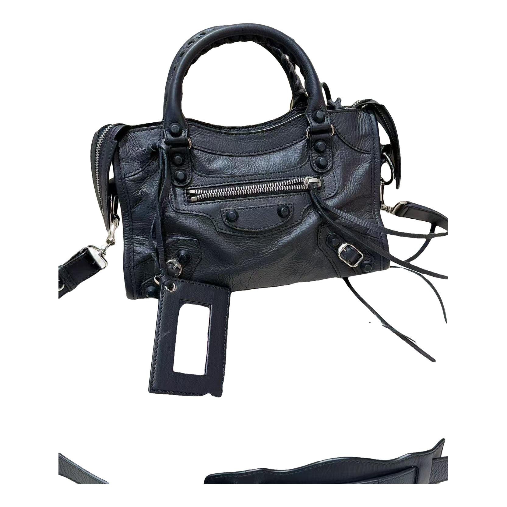 City leather handbag