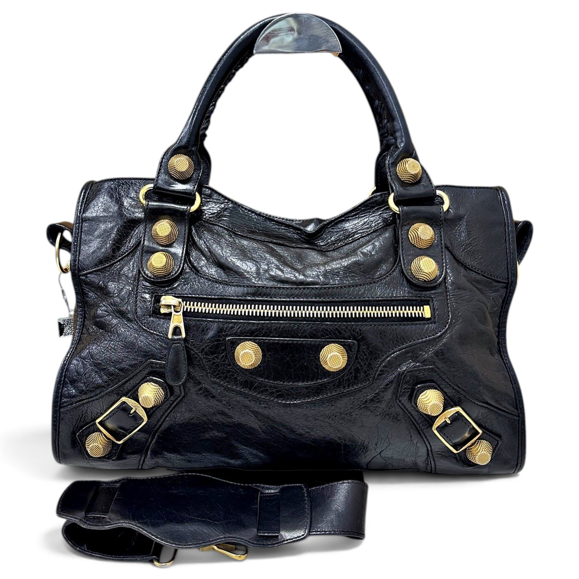 City leather handbag