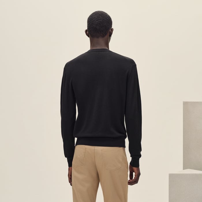 Noir "Detail H" Crewneck Sweater