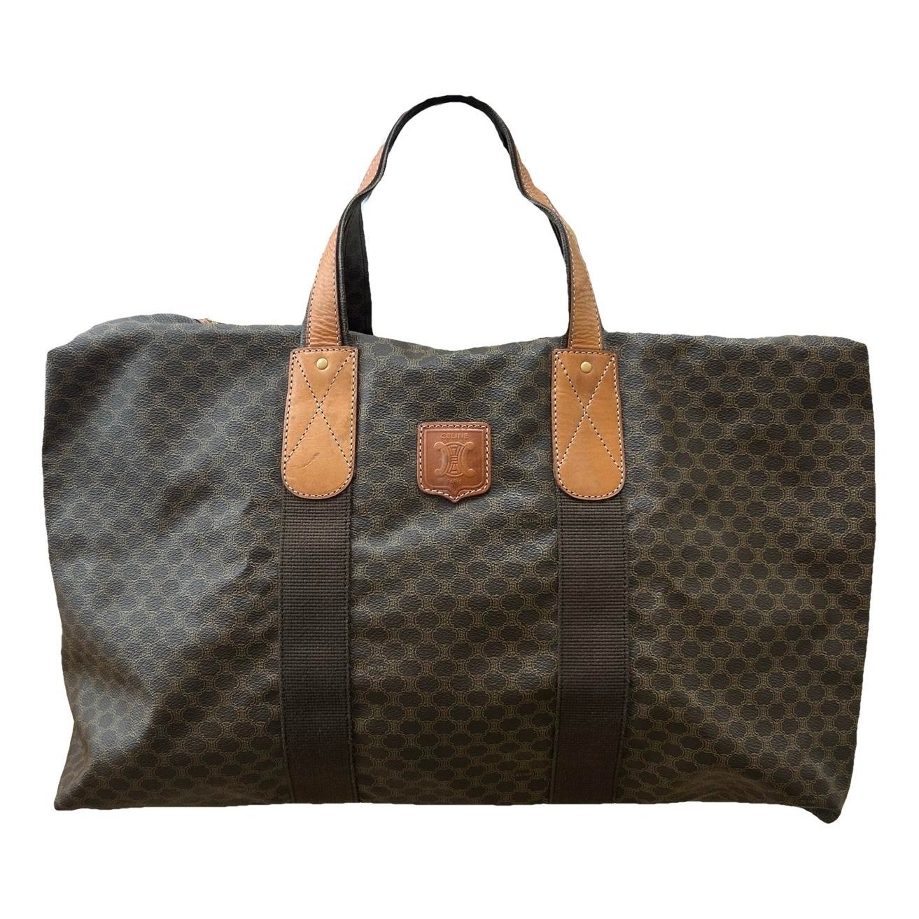 Leather travel bag