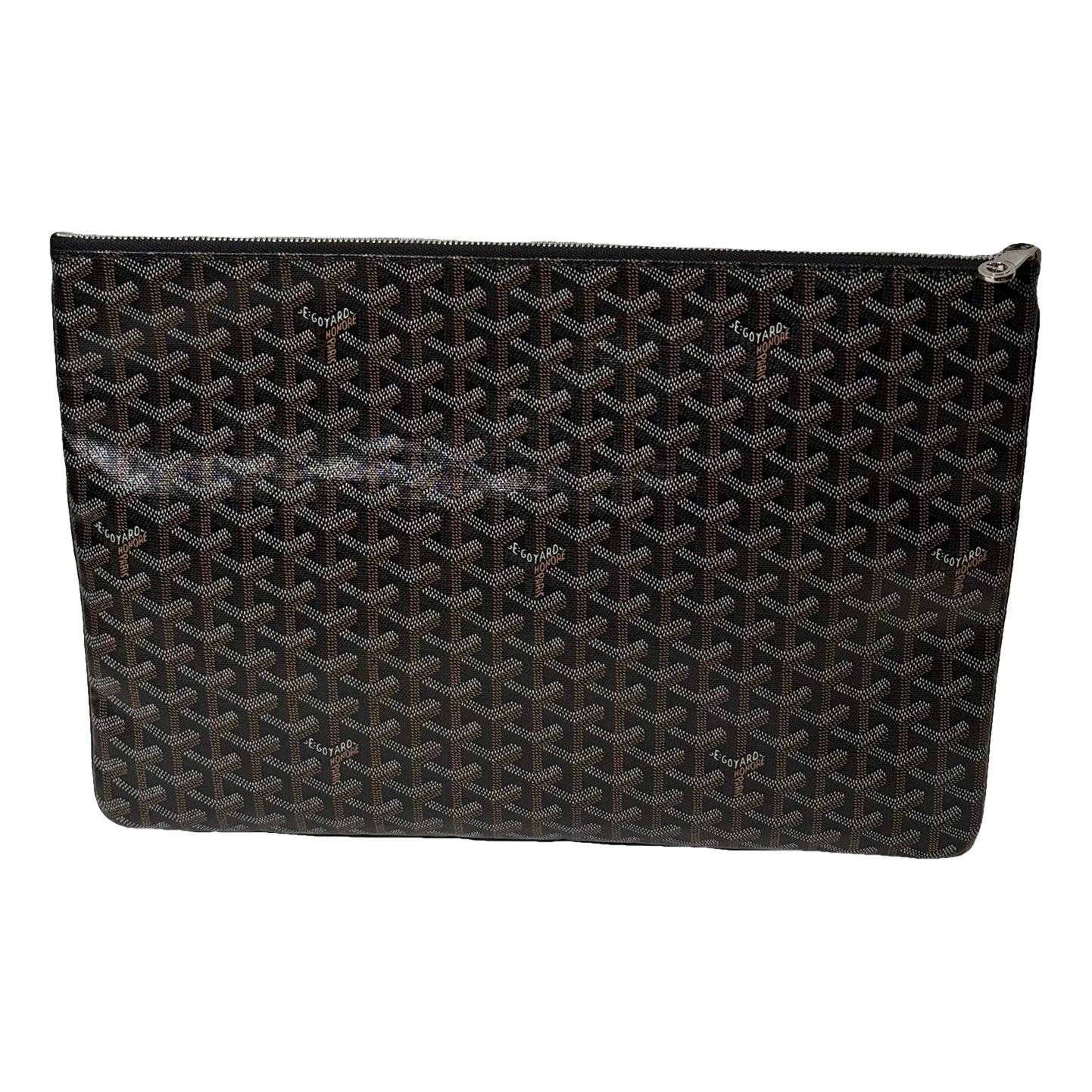 Sénat vegan leather clutch bag