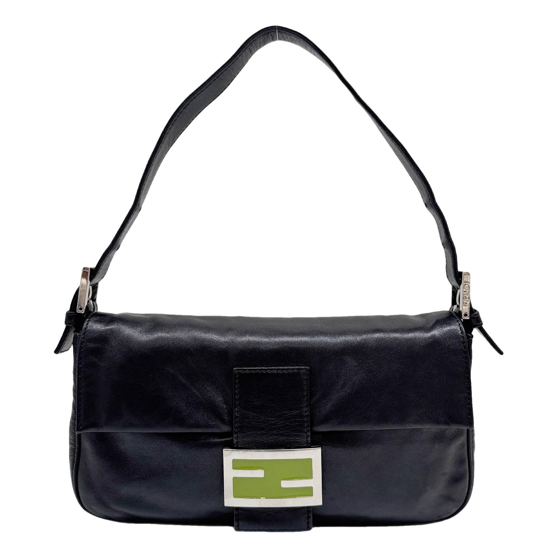 Baguette leather handbag