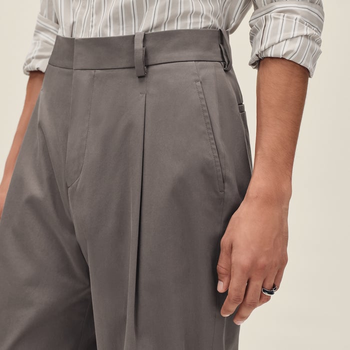 Gris Éléphant Pleated Palerme Pants