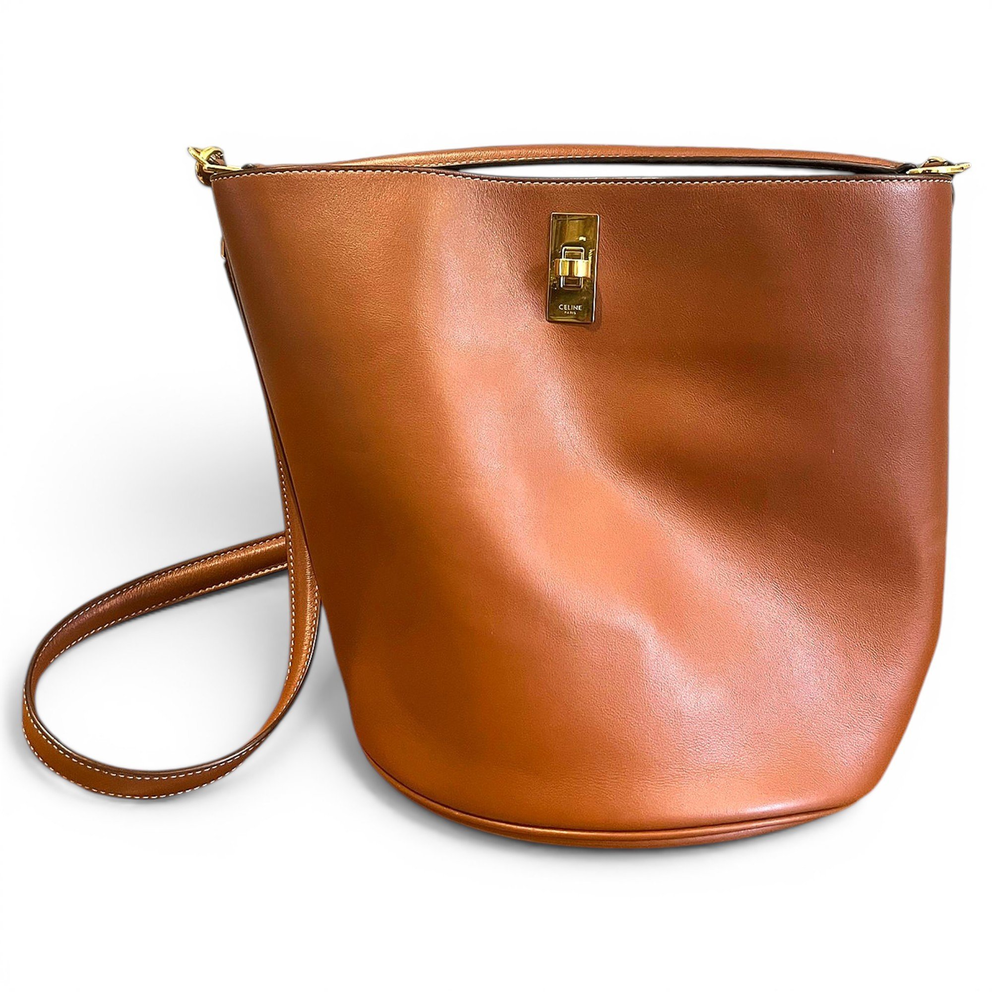 Celine SEAU 16 leather handbag