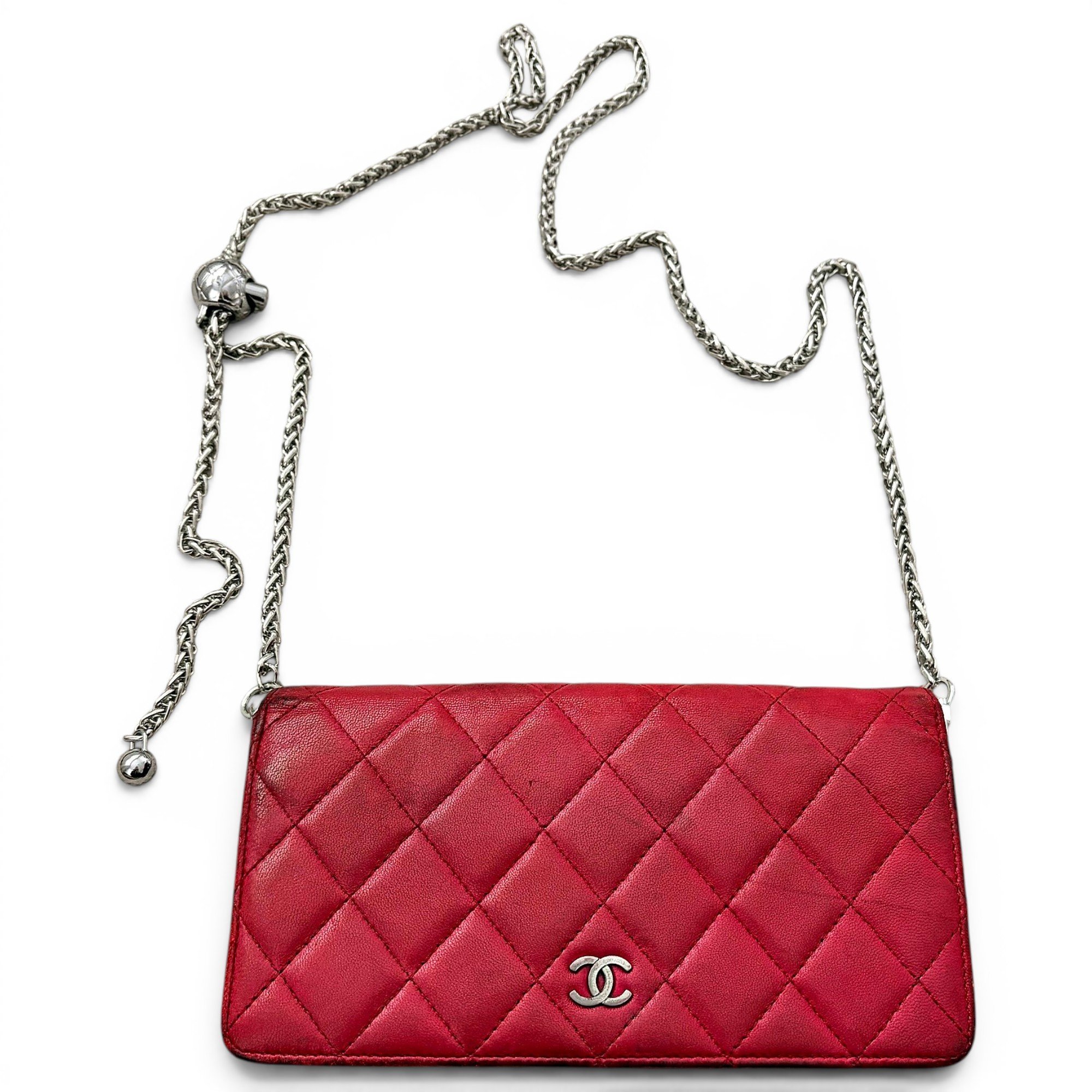Wallet On Chain Timeless/Classique leather crossbody bag