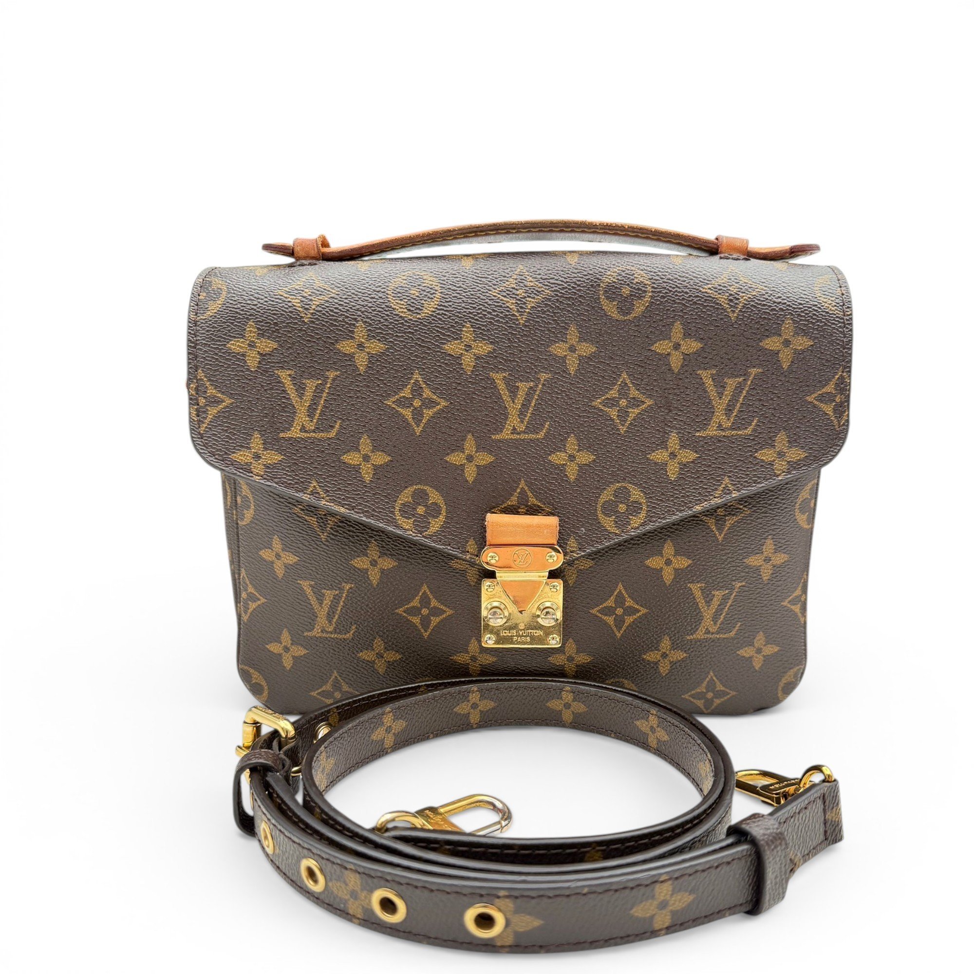 Metis leather handbag