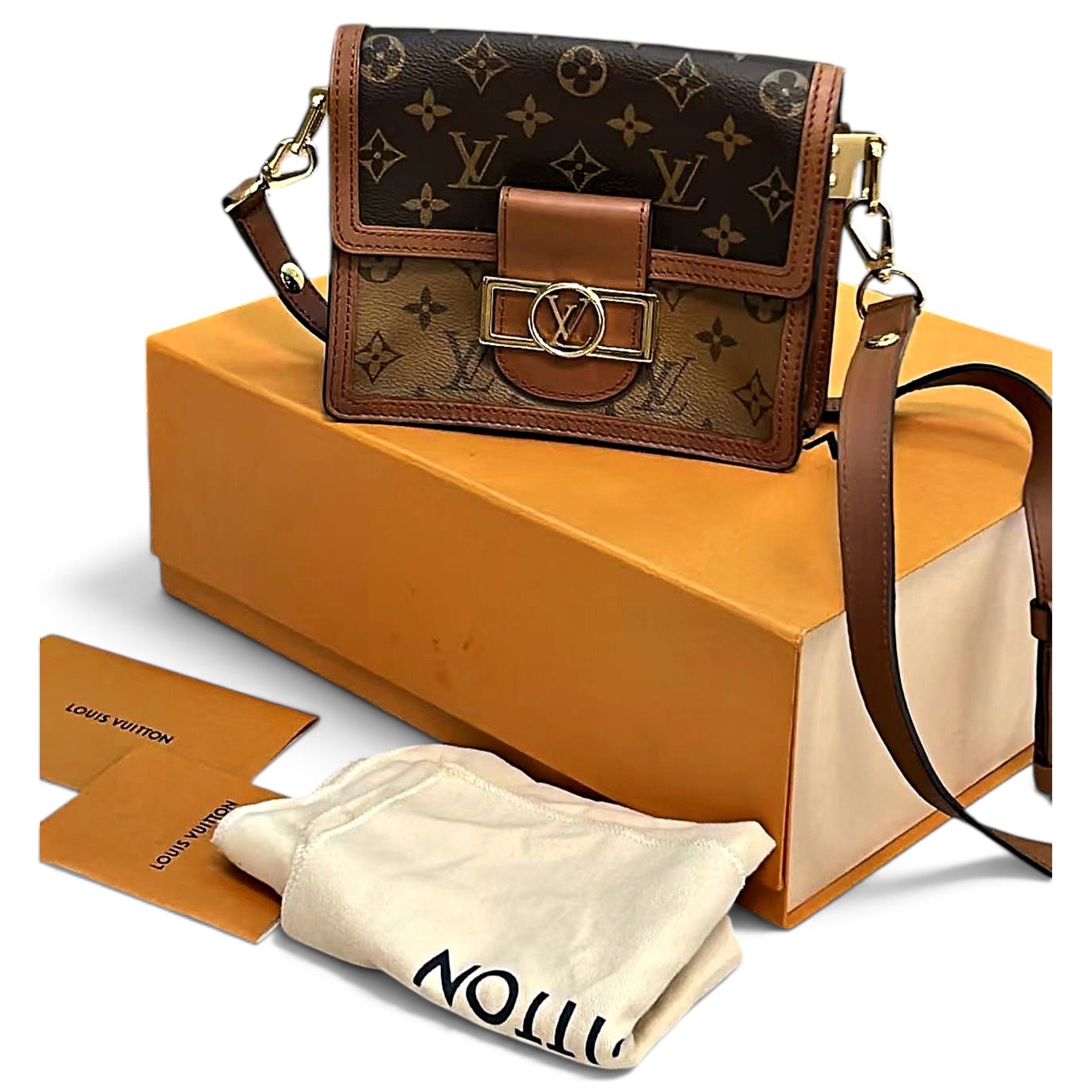 Dauphine leather handbag