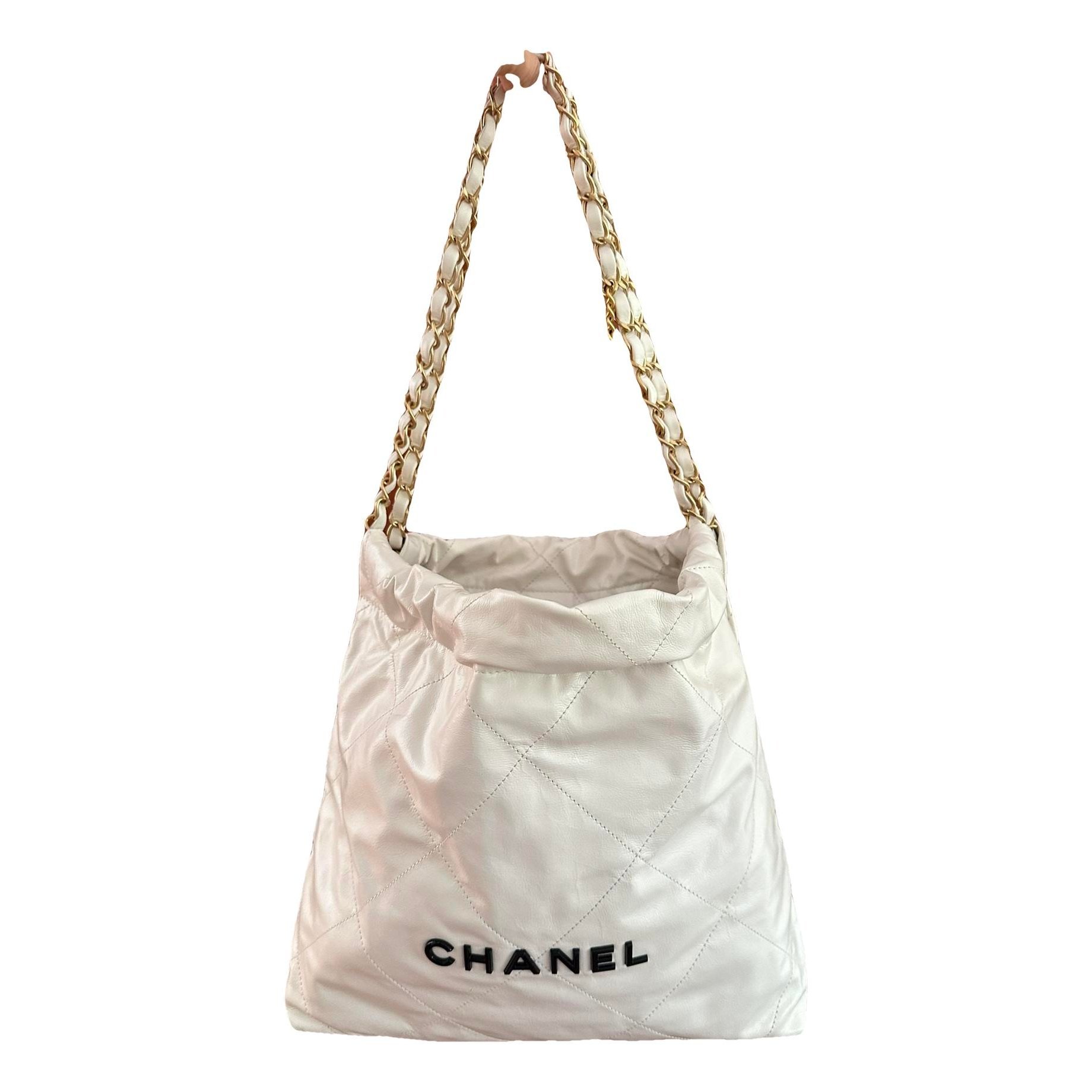 Chanel 22 leather handbag