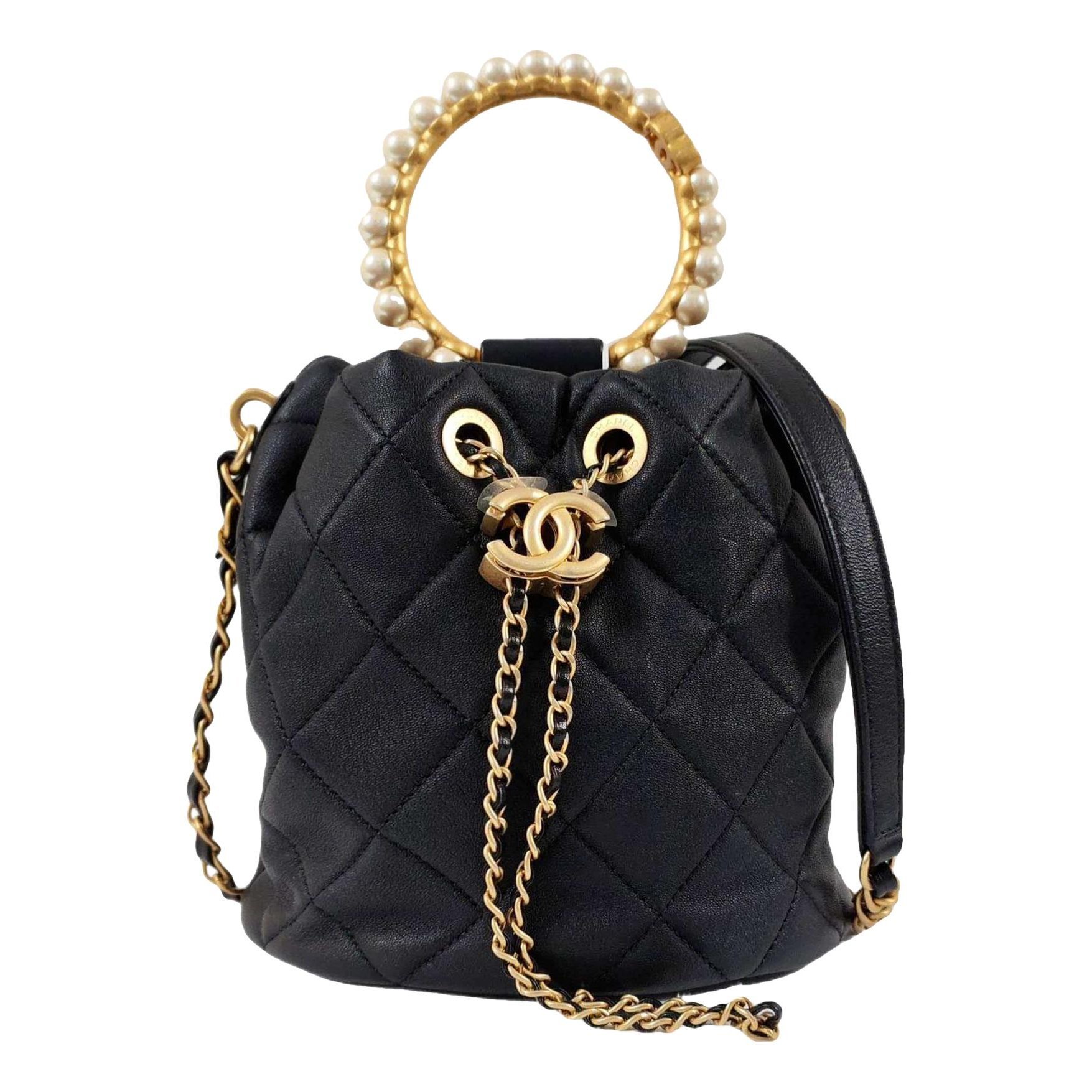 Gabrielle Bucket leather crossbody bag