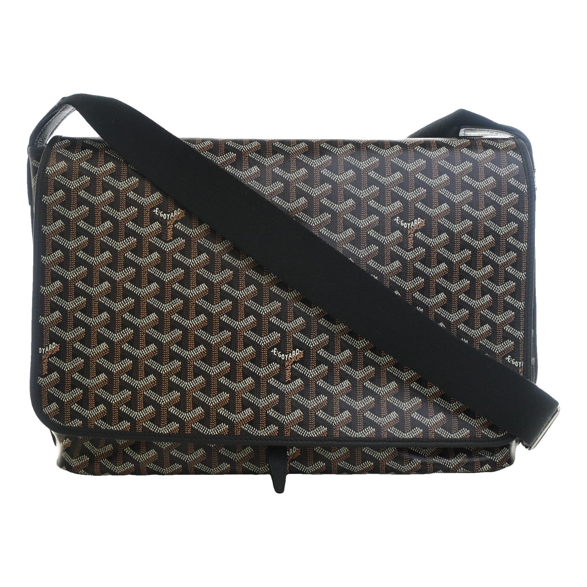 Crossbody bag