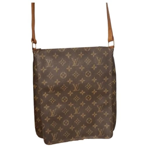 Musette crossbody bag
