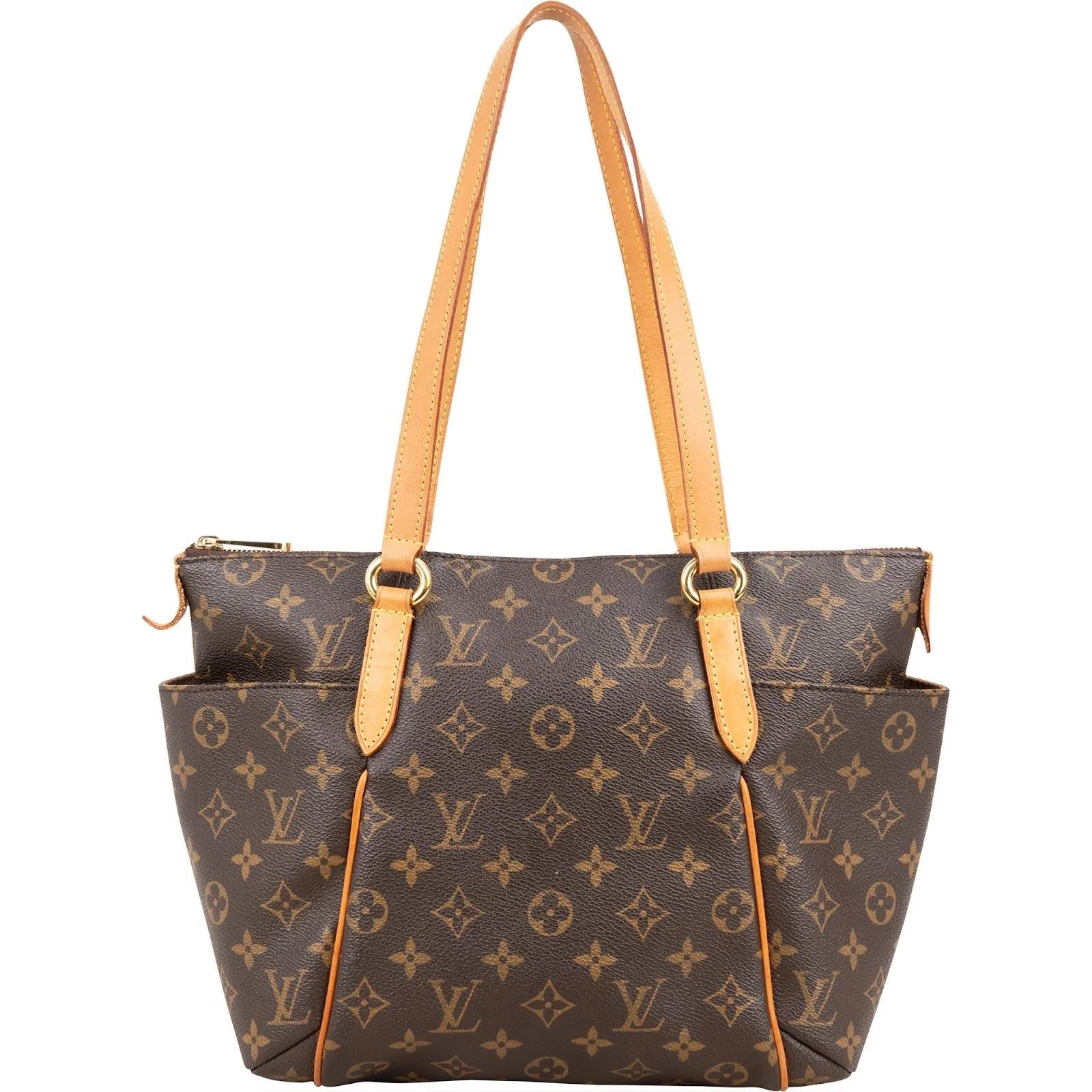Totally leather handbag