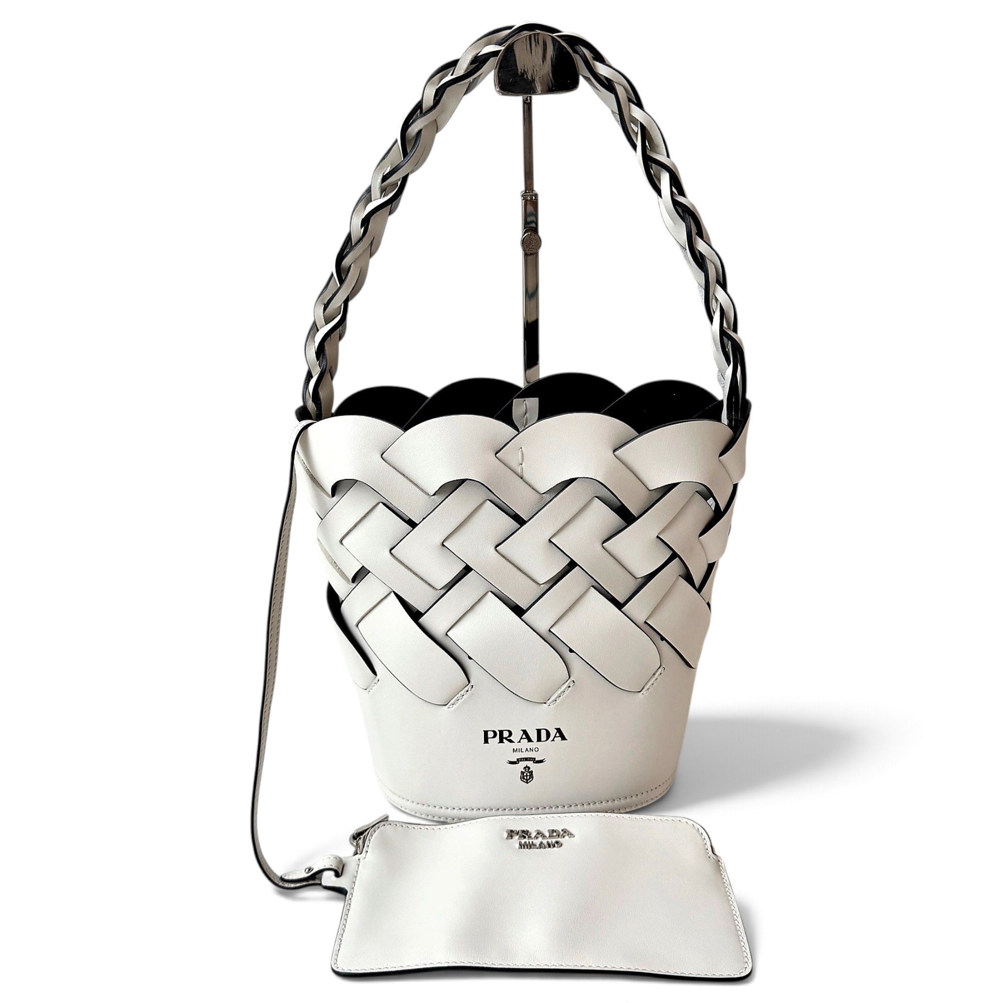 Panier leather bag