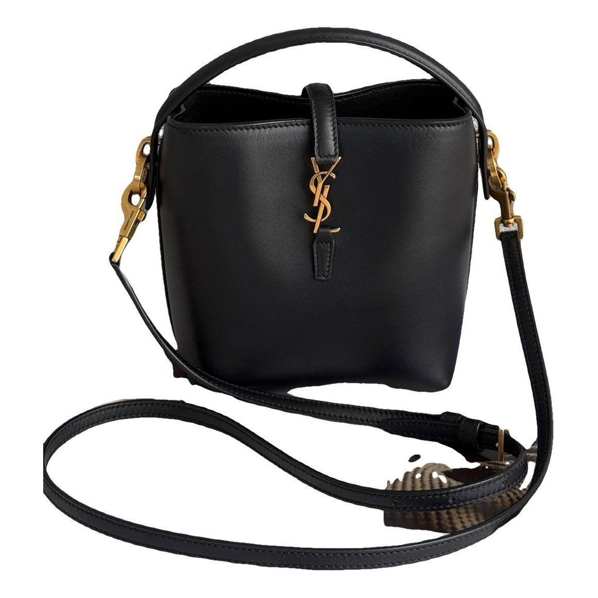 Le 37 leather handbag