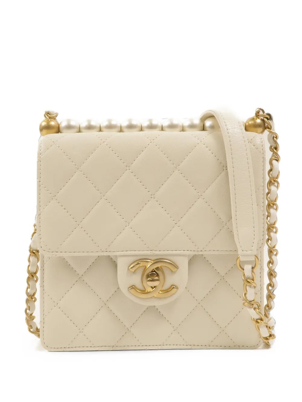 Chic Pearl CC quilted shoulder bag
